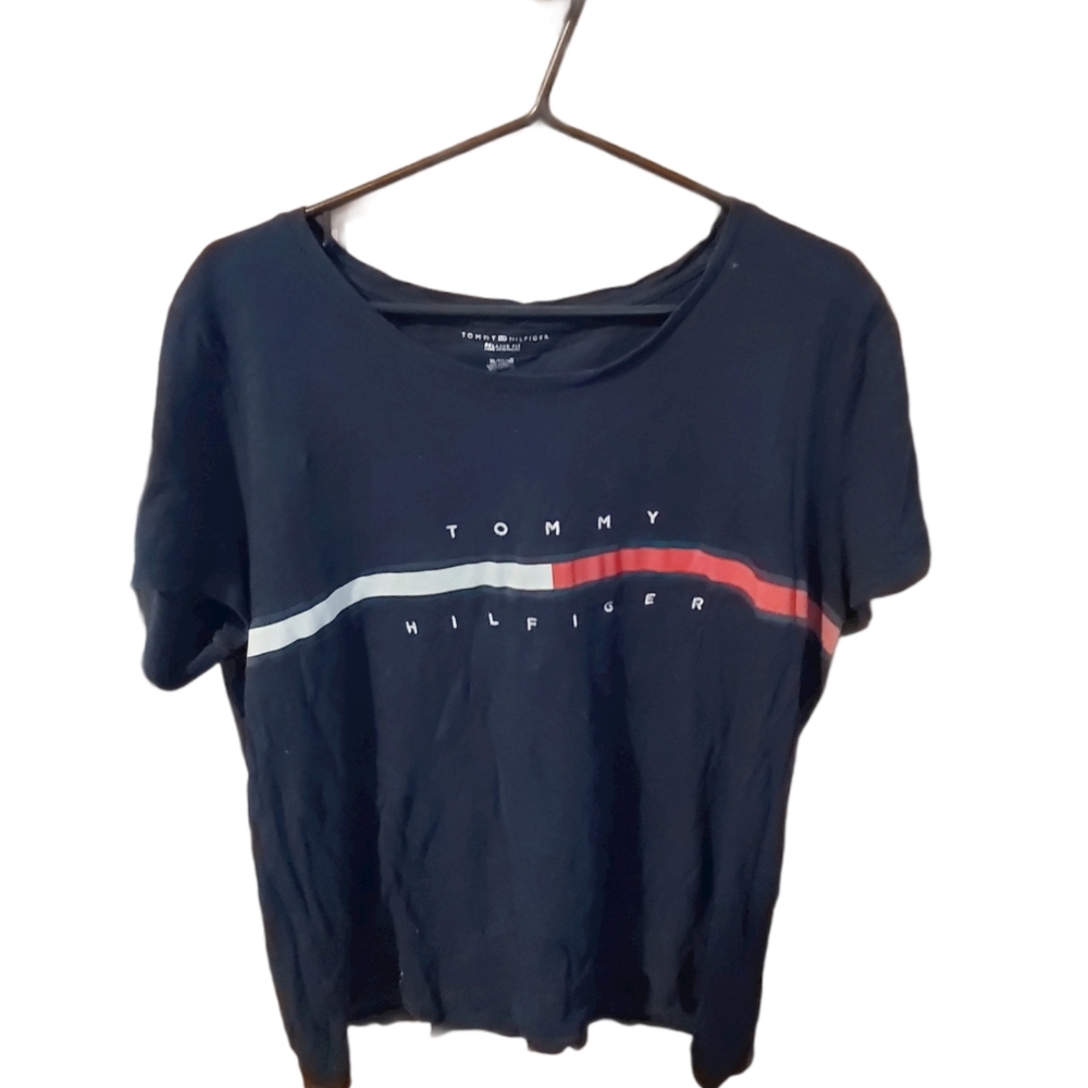 Tommy Hilfiger dark blue tee